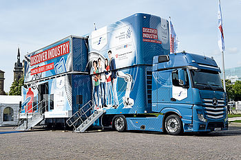 Bild des zweistöckigen Trucks DISCOVER INDUSTRY